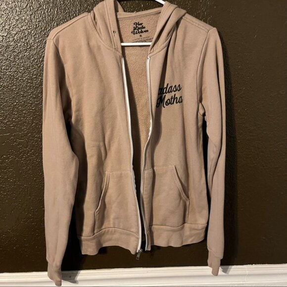 Tan ‘Badass Motha’ Zip Down Hoodie by Her Little Wolves, Sz Small No Drawstring - Picture 3 of 7